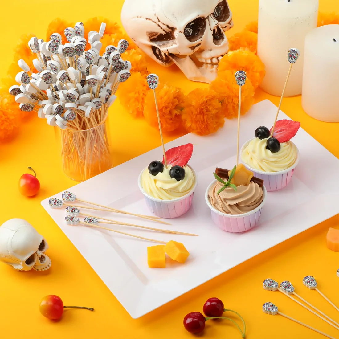 CHENGU Skull cocktail picks, view 2