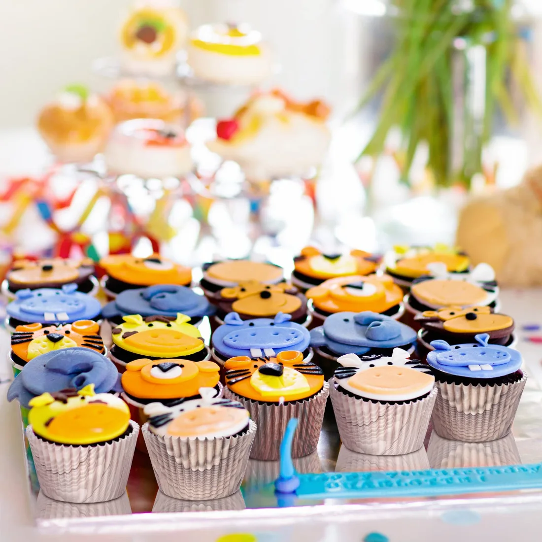 CHENGU Woodland woodgrain cupcake liners, view 6