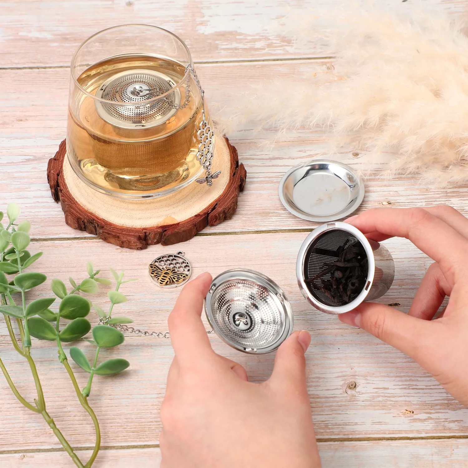 CHENGU Stainless steel tea infusers, Bee