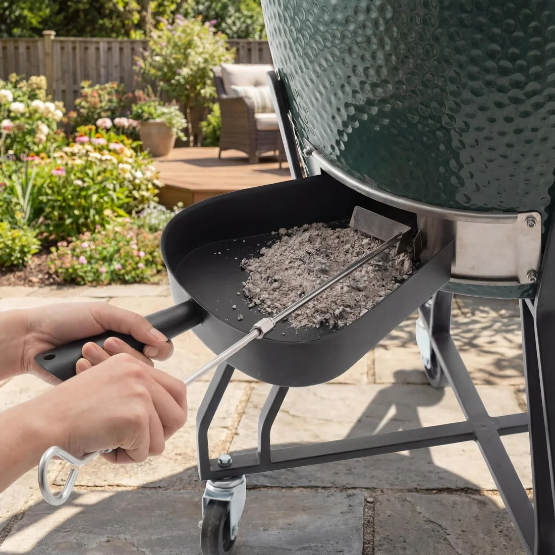 CHENGU Charcoal grill ash tool set, view 3