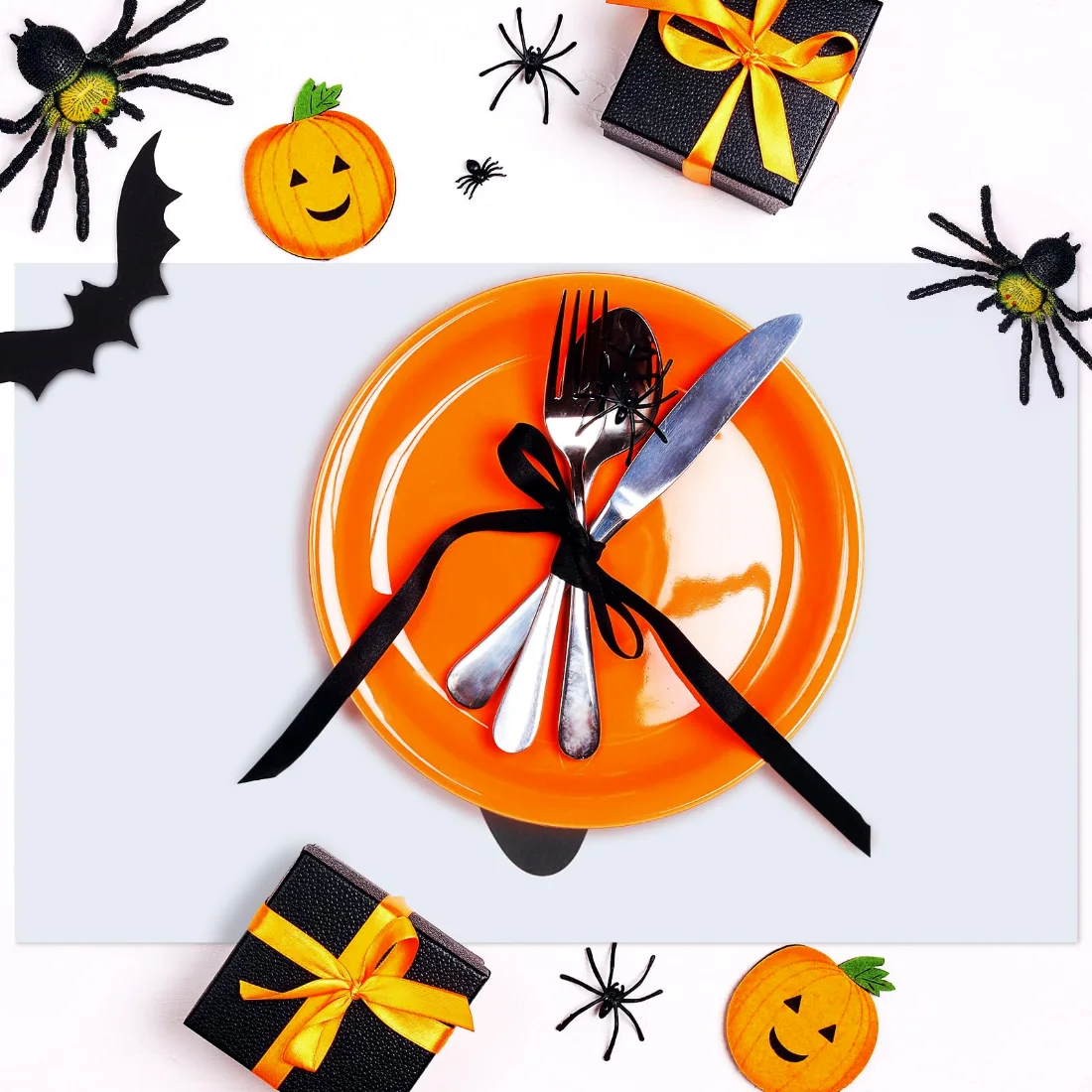 CHENGU Halloween ghost placemats, White Ghost, view 5