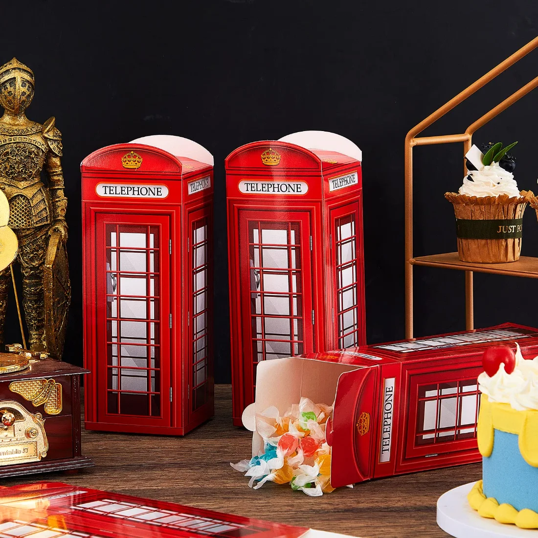 CHENGU London phone booth candy boxes, view 2