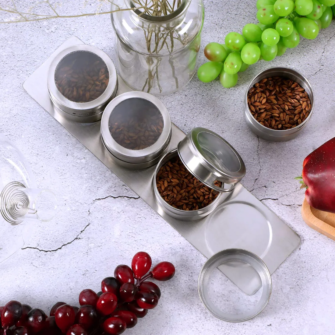 CHENGU Magnetic spice rack wall plate, view 3