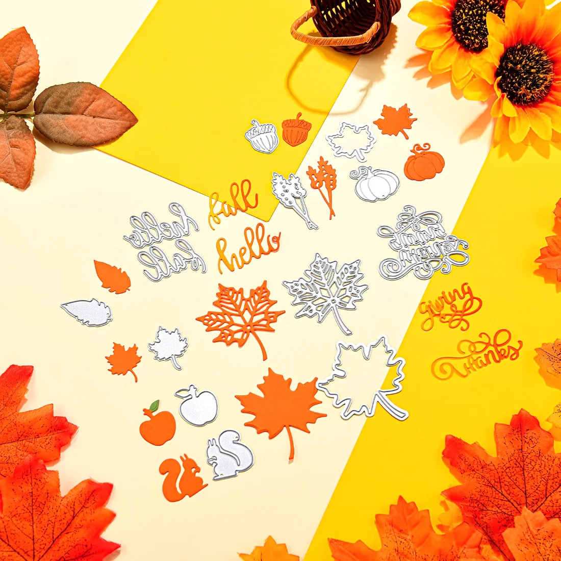 CHENGU Maple leaf cutting dies, view 2