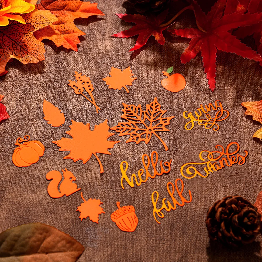 CHENGU Maple leaf cutting dies, view 3