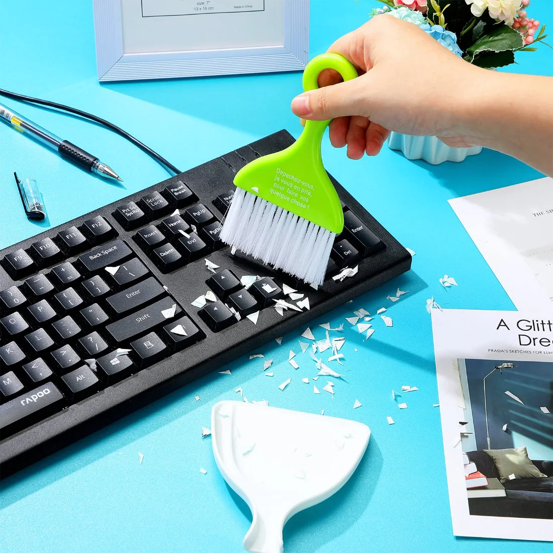 CHENGU Mini dustpan and brush set, view 4