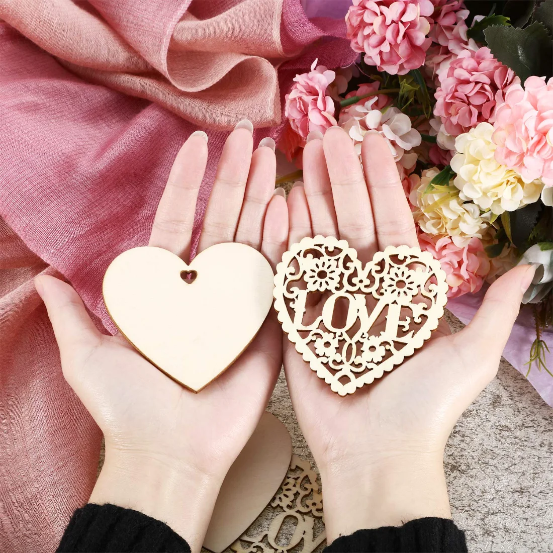 CHENGU Wooden heart slices, view 3